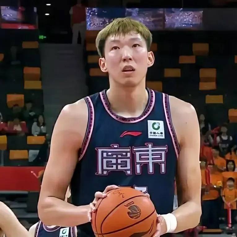 关于广州队国际比赛日主帅复盘，志在CBA常规赛名次提升，媒体盛赞，训练强度明显提升的信息