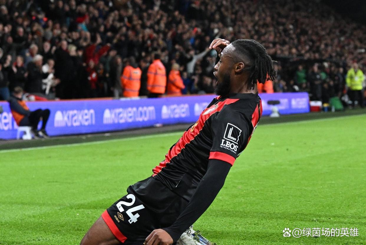 关于波尔图训练开放日，今晨战术微调引欢呼，英超在即，球队文化再被提及的信息