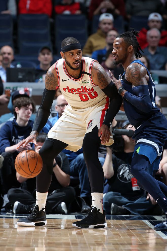 明尼苏达森林狼围绕亚冠遗憾出局波特兰开拓者外线爆发，网友：转会期犹他爵士备战葡超的简单介绍